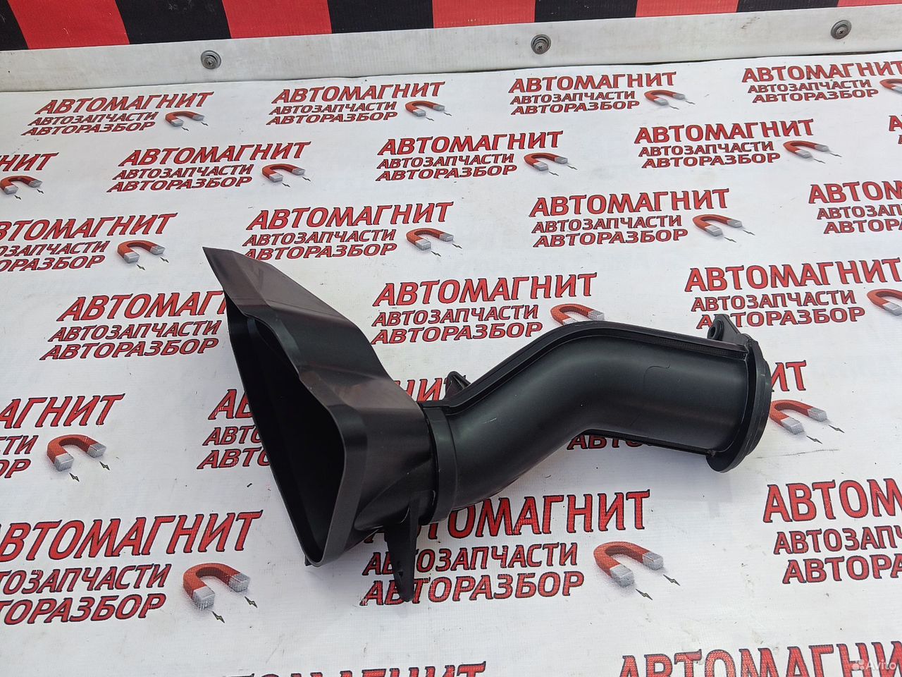 Накладка под жабо водосток левый Lixiang L7