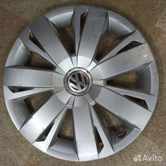 Колпак 16 VW 5C0601147A