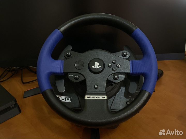 Руль thrustmaster t150. Игра в подарок