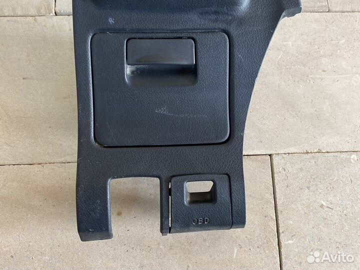 Toyota Corolla 1.6 Кнопки управления зеркалом