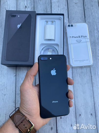 iPhone 8 Plus, 256 ГБ