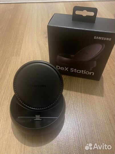 Док станция Samsung Dex