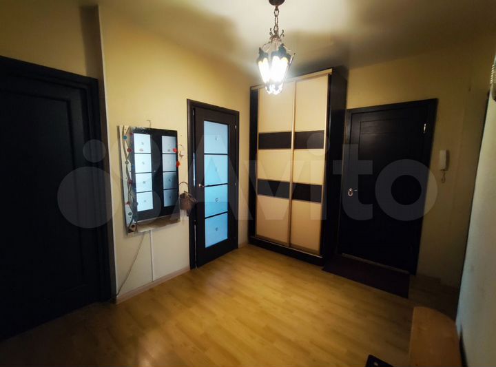 3-к. квартира, 61,8 м², 2/5 эт.