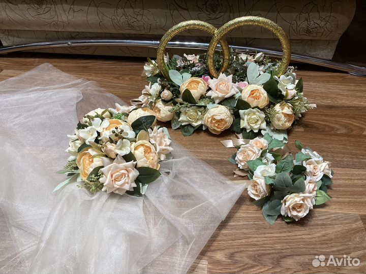 Украшения и свадебные машины