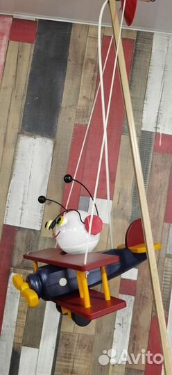 Продам люстру в детскую деревянная