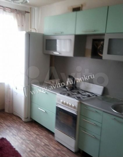 2-к. квартира, 60 м², 4/10 эт.