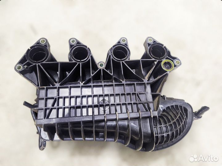 Впускной коллектор CBZ CAX VAG Cbzb Cbza Caxa Caxb