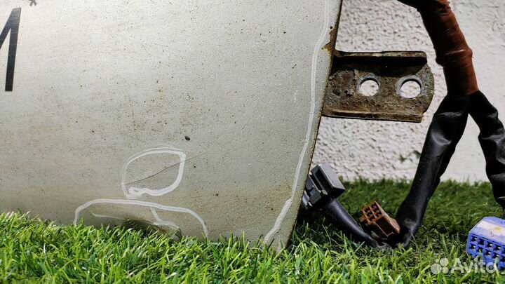 Дверь передняя правая для Toyota Corolla viii