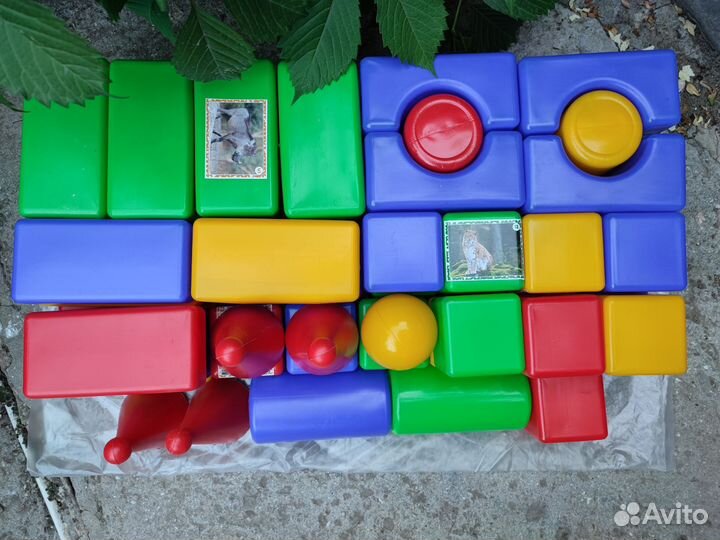 Развивающие игрушки пакетом