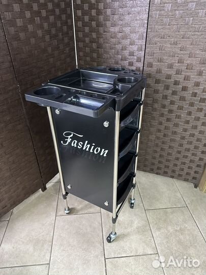 Тележка парикмахерская