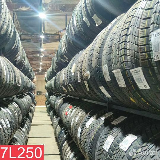 Kumho Sense KR26 215/55 R17 90M