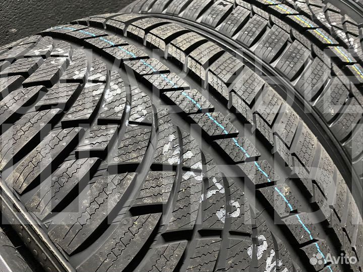 Kumho WinterCraft WP72 255/35 R19 и 225/40 R19 96V