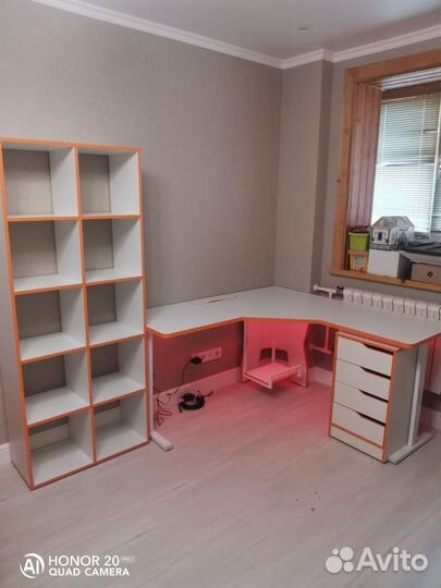 Компьютерный стол