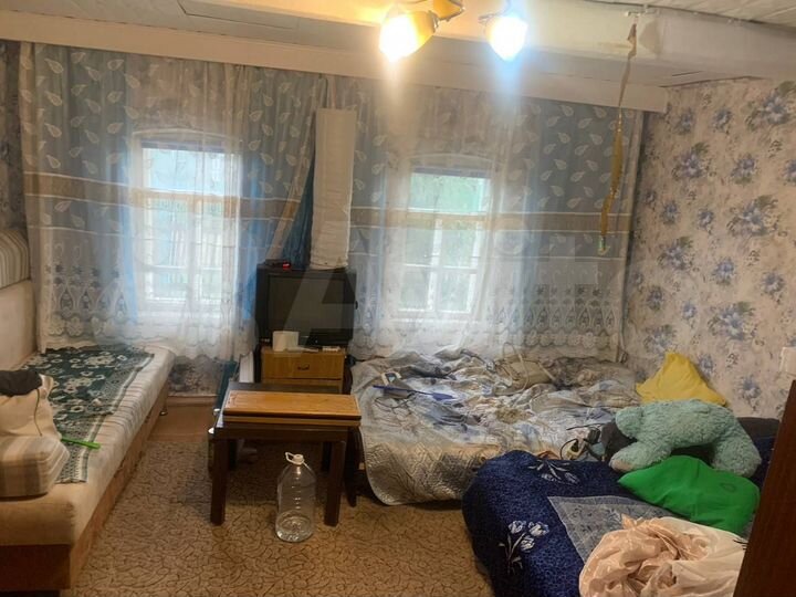 Дом 27 м² на участке 19 сот.