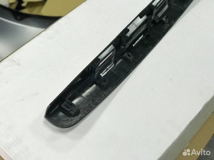 Накладка на дверь багажника Nissan Qashqai J10