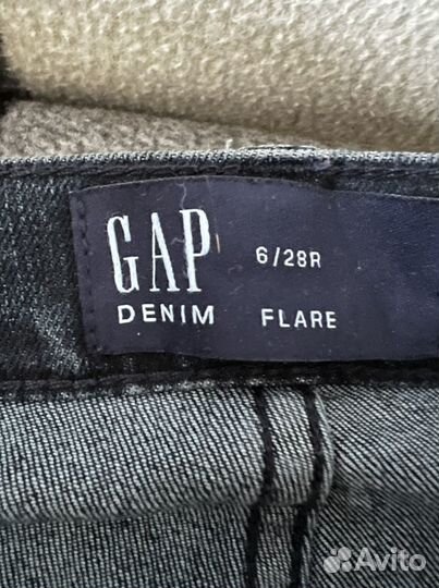 Джинсы Gap