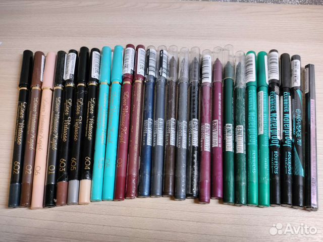 Карандаши гелевые Maybelline, Vivienne sabo и др