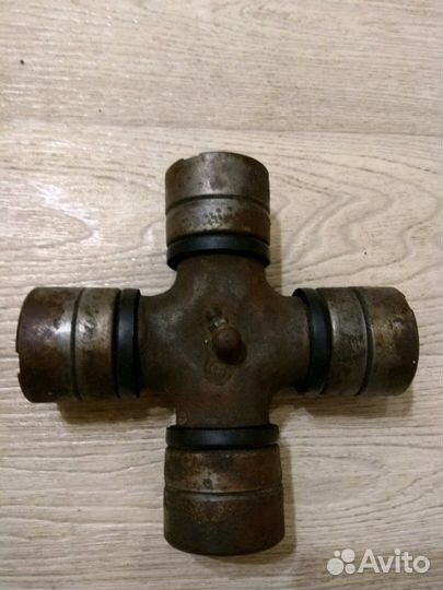 Крестовины карданного вала маз