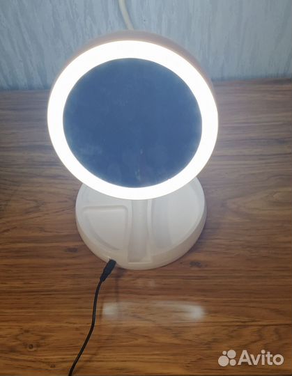 Зеркало с подсветкой, с увеличением настольное