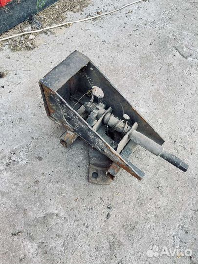 Кронштейн запасного колеса камаз