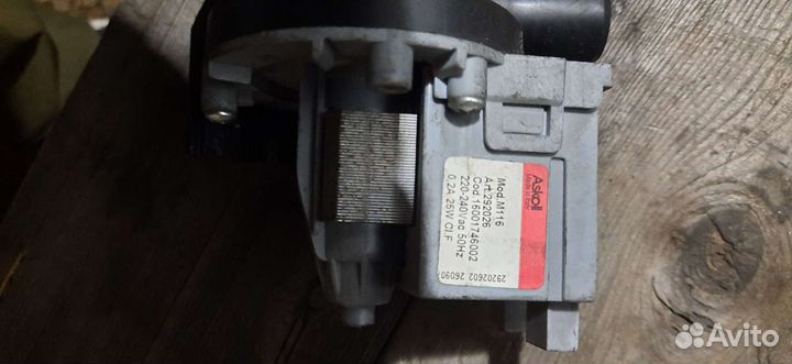 Водяной насос (помпа) к стиральной машине