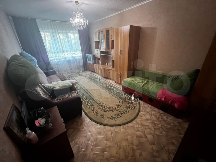 2-к. квартира, 43 м², 1/2 эт.