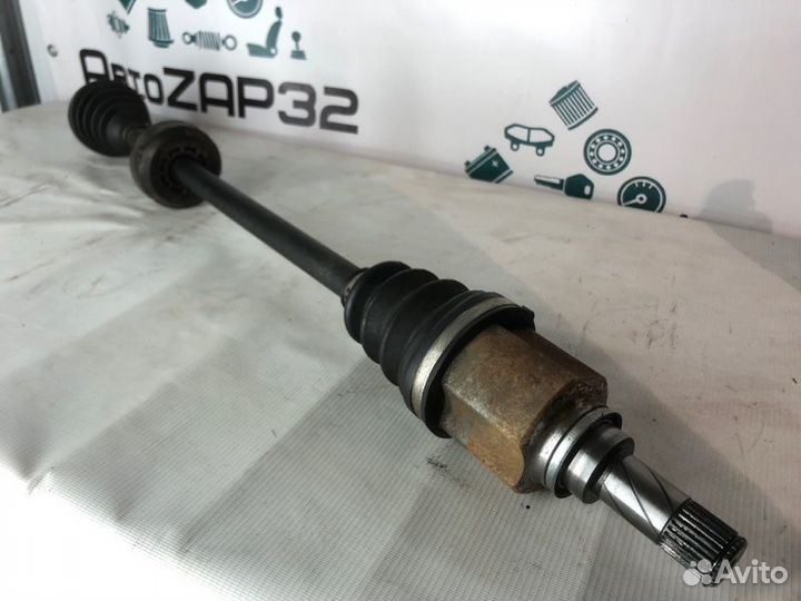 Привод передний правый Лада Ларгус 11189 2019