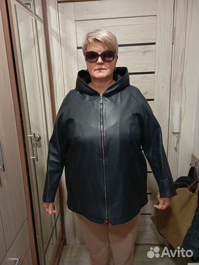 Куртка кожаная женская 