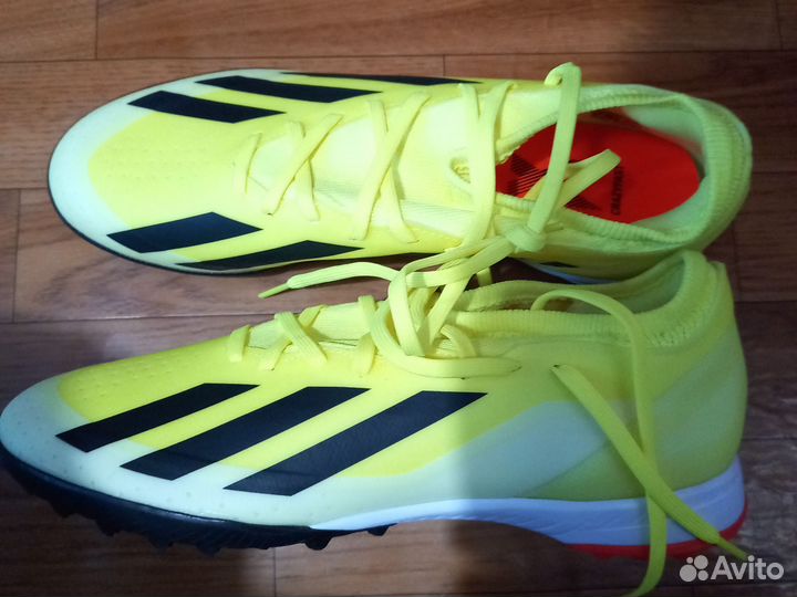 Сороконожки Adidas новые