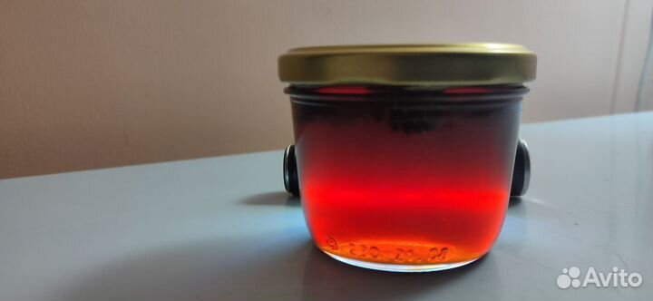 Баночки с сосновыми шишками