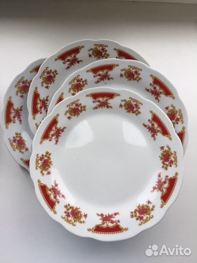 Блюдо, тарелки, чашки