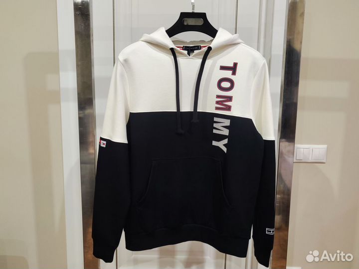 Худи Tommy Hilfiger