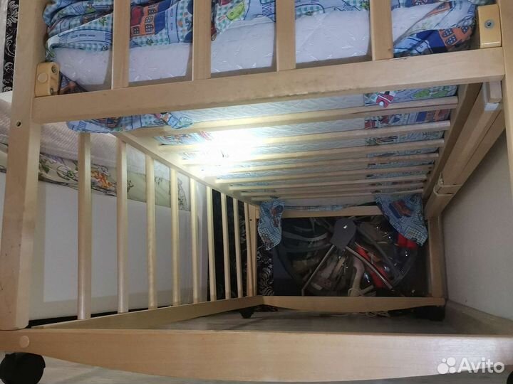 Детская кроватка с матрасом одеялом и подушкой