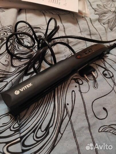 Утюжок для волос Vitek