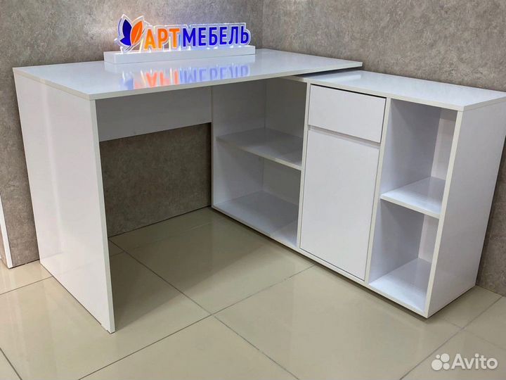 Стол компьютерный №12