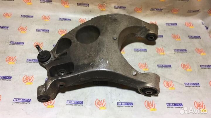 Рычаг задний, левый, нижний Cadillac SRX