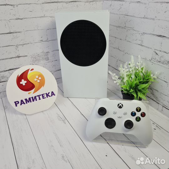 Игровая приставка xbox series S 512 GB / 1 дж