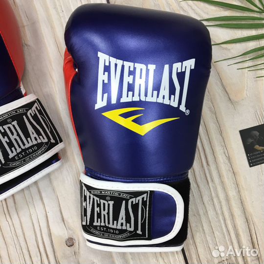 Боксерские перчатки Everlast