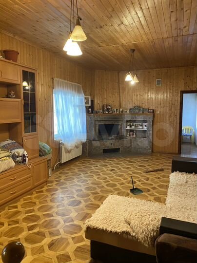 Дом 235 м² на участке 7 сот.