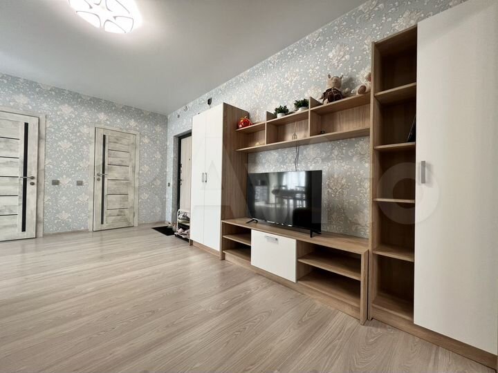 2-к. квартира, 63 м², 2/8 эт.