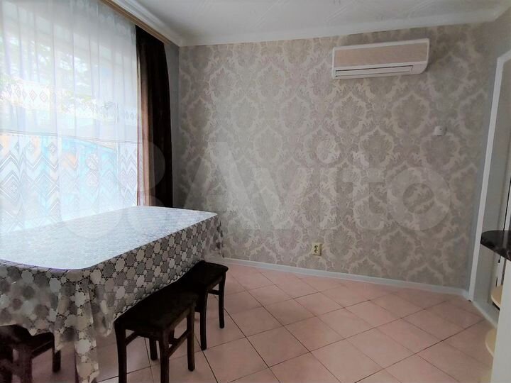 Дом 83 м² на участке 2 сот.