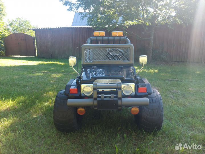 Джип внедорожник Peg-Perego