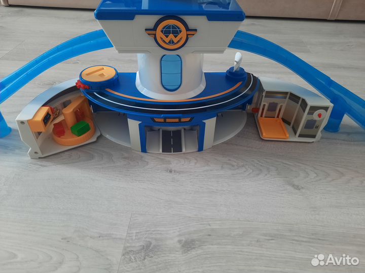 Супер крылья база аэропорт