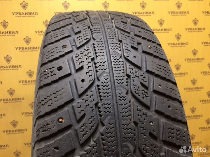 Kumho I'Zen RV Stud KC16 235/65 R17 108Q