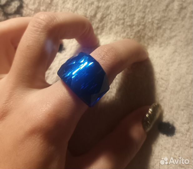 Стеклянное кольцо