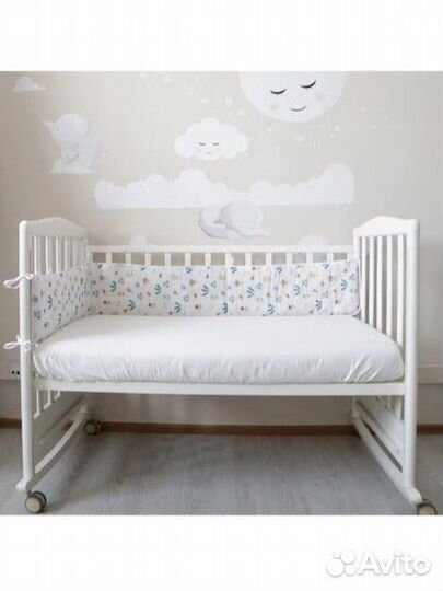 Бортик защитный в кроватку