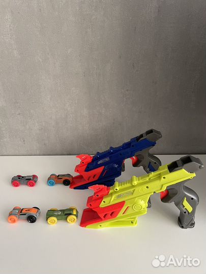 Nerf nitro 2 бластера и 4 машинки