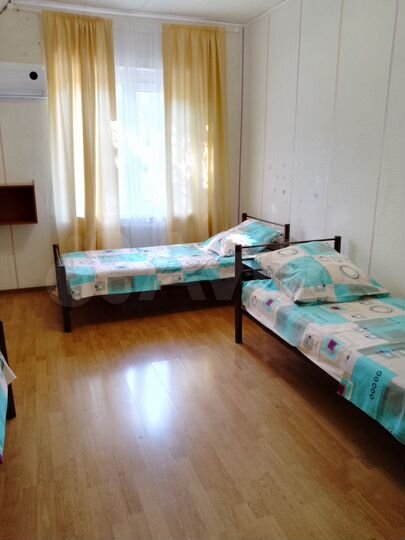 Комната 14 м² в 3-к., 2/2 эт.