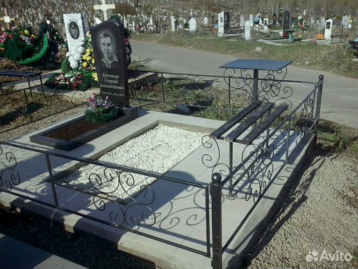 Памятники. Благоустройство мест захоронений