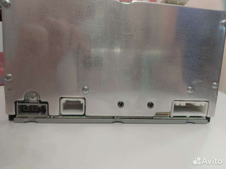 Магнитола на Nissan x-treil до 2012г